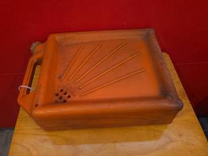 lot 156 image: Oil change drain container