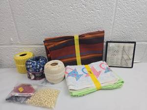 lot 185 image: Mixed Craft and Sewing Supplies Bundle