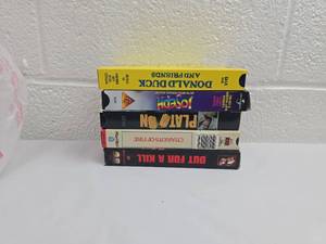 lot 199 image: Classic VHS Movie Collection - 5 Films Including Donald Duck, Joseph, Platoon, Chariots of Fire, Out For A Kill