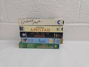 lot 202 image: Classic Movie VHS Collection - 5 Films