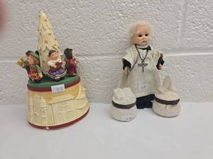 lot 216 image: Christmas Music Box and Pope Figurine Set