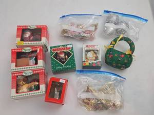 lot 241 image: Vintage  Christmas Decoration Collection with Ornaments and Figurines