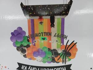 lot 13543 image: Happy Halloween Decor Kit