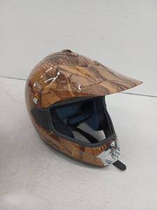 lot 13577 image: Sunl Motorcycle Helmet, Maple, Medium