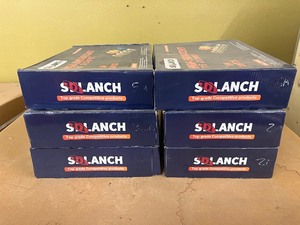 lot 5405 image: Lot of SD Lanch Binder Belt Straps