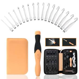 lot 33528 image: Lewhoo  Light Up Crochet Hooks 2.5mm14.0mm,Rechargeable Light Up Crochet Hooks with Case see photo  - Retail $26