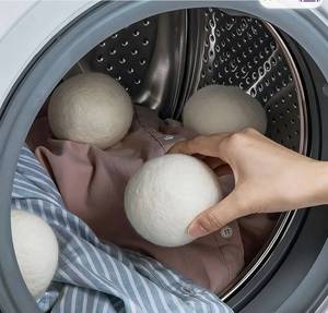 lot 46025 image: 2.75inch 3-Pack Beige Natural Wool Dryer Balls Fabric Softening Alternative Faster Drying and Energy Saving Gentle Care for Home Travel, Beige - Retail $5