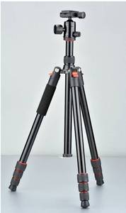 lot 57472 image: Digipod A-2540P Camera Tripod  - Retail $65