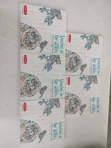 lot 20591 image: Derwent Unwind in The Winds Coloring Books - 5 Ct