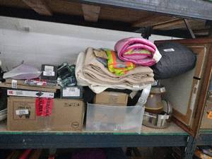 lot 20607 image: Lot of Miscellaneous Items