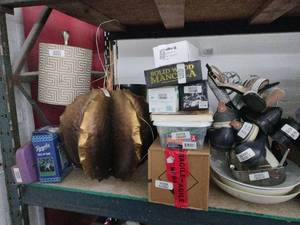lot 20608 image: Lot of Miscellaneous Items