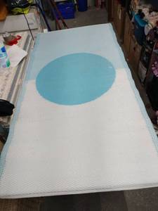 lot 20654 image: Turquoise and White Circle Pattern Outdoor Area Rug - 3x6 Ft