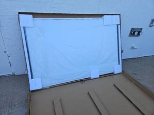 lot 7 image: SMART Board M700 SBM787 Interactive Whiteboard - Missing Tray - Retail $1,800