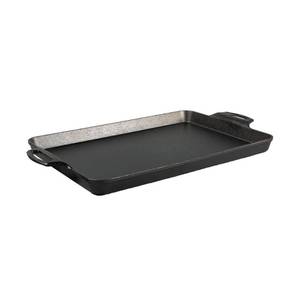 lot 8796 image: Lodge 15.5 x 10.5  Seasoned Cast Iron Baking Pan
