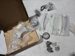 lot 8816 image: Timing Chain Kit