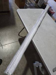 lot 8845 image: 68.5 Window Roller Shade