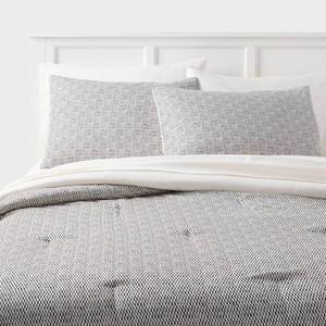 $50 Full/Queen Comforter Set Black/White - Room Essentials OEKO-TEX
