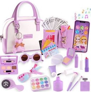 lot 13771 image: My New Purse Kids Play Set