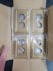lot 1800 image: Kisrvopn Metal Electrical Outlet Covers, Light Switch Cover Wall Plates, Mid Size Thicker Decorative Switch Plates,Receptacle Wall Plate of Modern Styles (Vintage Gold, 2 Gang Decorator 4 Pack) - Retail $14