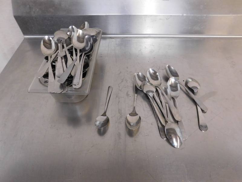 lot 1942 image: Spoons and Plastic Pan