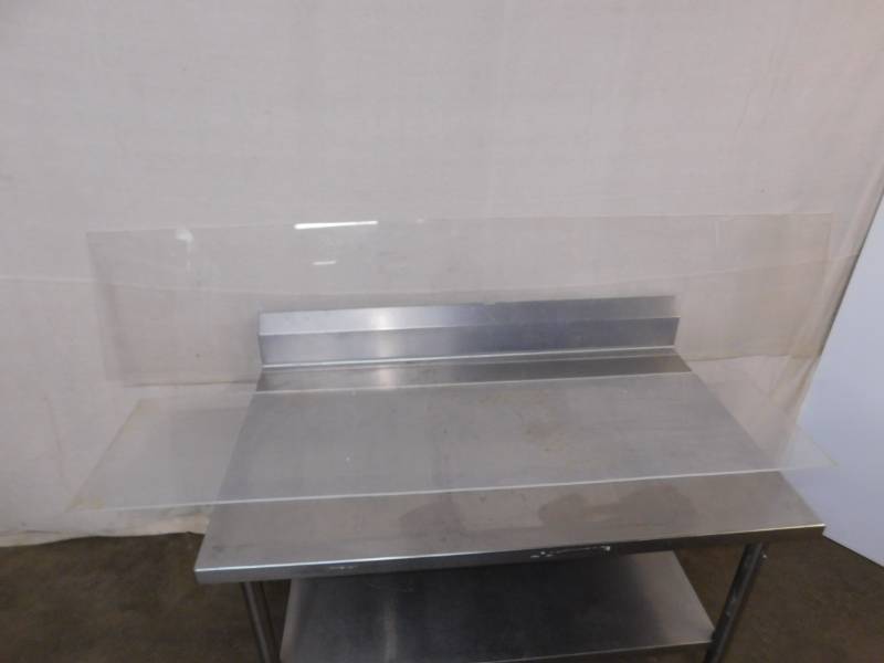 lot 1992 image: 2 Plexi-Glass Panels