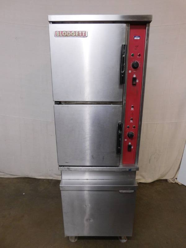 lot 5 image: Blodgett 2 Door Steamer