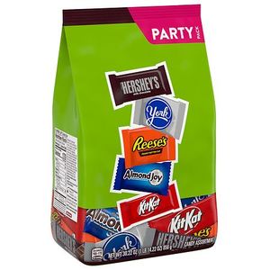 lot 3101 image: Hersheys Milk and Dark Chocolate Assortment Snack Size Candy - 30.22oz BB 112025