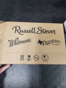 lot 4071 image: 12pk Russell Stover 3oz Solid Milk Chocolate Bunnies