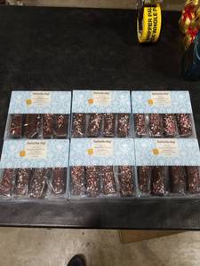 lot 4106 image: 6pk Favorite Day Marshmallow Dunkers 4ct
