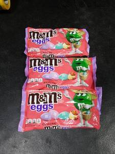 lot 4147 image: 3pk Peanut Butter M&Ms Eggs 9.2oz