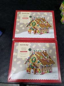 lot 4256 image: 2pk Favorite Day Classic House Gingerbread Kit