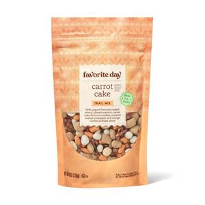 lot 4470 image: Easter Carrot Cake Trail Mix - 8oz - Favorite Day