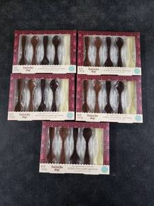 lot 4539 image: 5pk Favorite Day Solid Chocolate Spoons Set