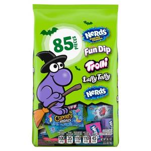lot 4621 image: Ferrara Variety Seekers Mix Gummy Halloween Candy - 36.1oz85ct