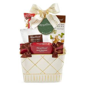 lot 4986 image: Harry & David Christmas Gift Basket - 9.86oz