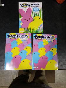 lot 4006 image: 3PK Peeps Coloring Books