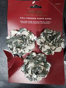 lot 4067 image: Wrapping Supplies
