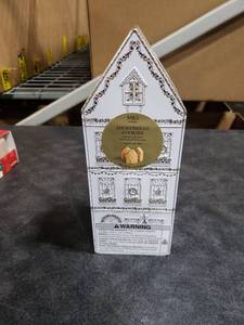 lot 5804 image: M&S Food Shortbread Cookies in Light Up Tin