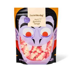 lot 5915 image: 2pk Halloween Gummy Fangs Candy - 9oz - Favorite Day