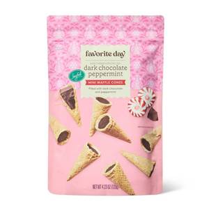 lot 6718 image: 2pk Christmas Peppermint Dark Chocolate Mini Waffle Cones - 4.23oz - Favorite Day
