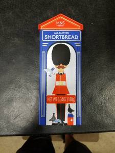 lot 7130 image: M&S Food  All Butter Shortbread 6.34oz