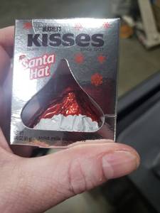 lot 7799 image: 3pk Hersheys Kisses Santa Hat Christmas Chocolate