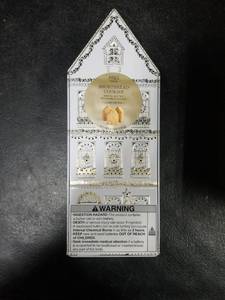lot 8362 image: M&S Food Shortbread Cookies in Light Up Tin