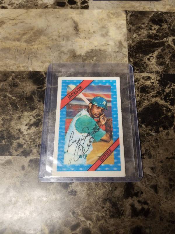 lot 596 image: 1972 Xograph Reggie Jackson Oakland Athletics Baseball Card