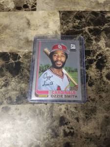 lot 809 image: 1982 Topps Chrome Ozzie Smith St. Louis Cardinals Baseball Card