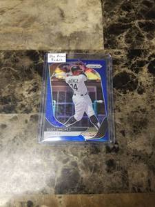 lot 811 image: 2020 Panini Blue Prizm Baseball Eloy Jimenez Chicago White Sox Rookie Baseball Card