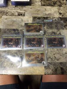 lot 851 image: 5pk Topps Chrome Declararion of Independence and United States Constitution Trading Cards