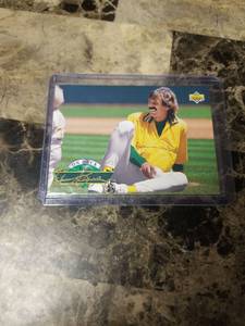 lot 856 image: 1993 Upper Deck Dennis Eckersley Oakland Athletics Baseball Card