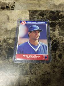 lot 874 image: 1992 Post Collector Series Ryne Sandberg Chicago Cubs Baseball Card