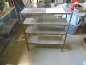 lot 4606 image: Small Metal Shelf